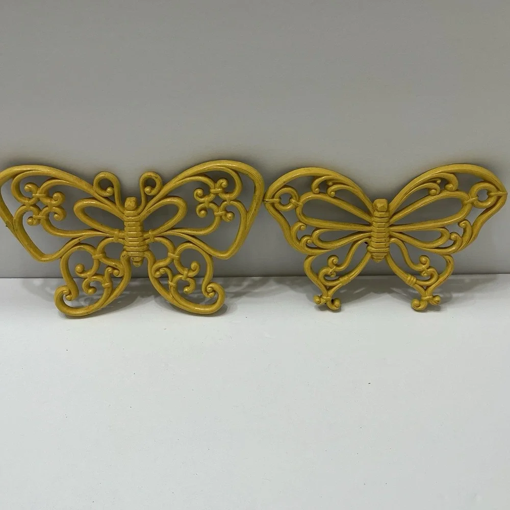 Vintage Syroco Homeco Butterfly Wall Hangings 1978 Faux Rattan Yellow 9.5